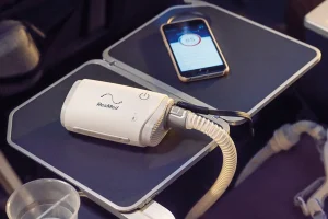 Портативен апарат за сънна апнея AirMini (мобилен апарат). 
